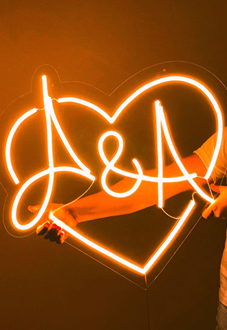custom-neon-wedding-sign.png